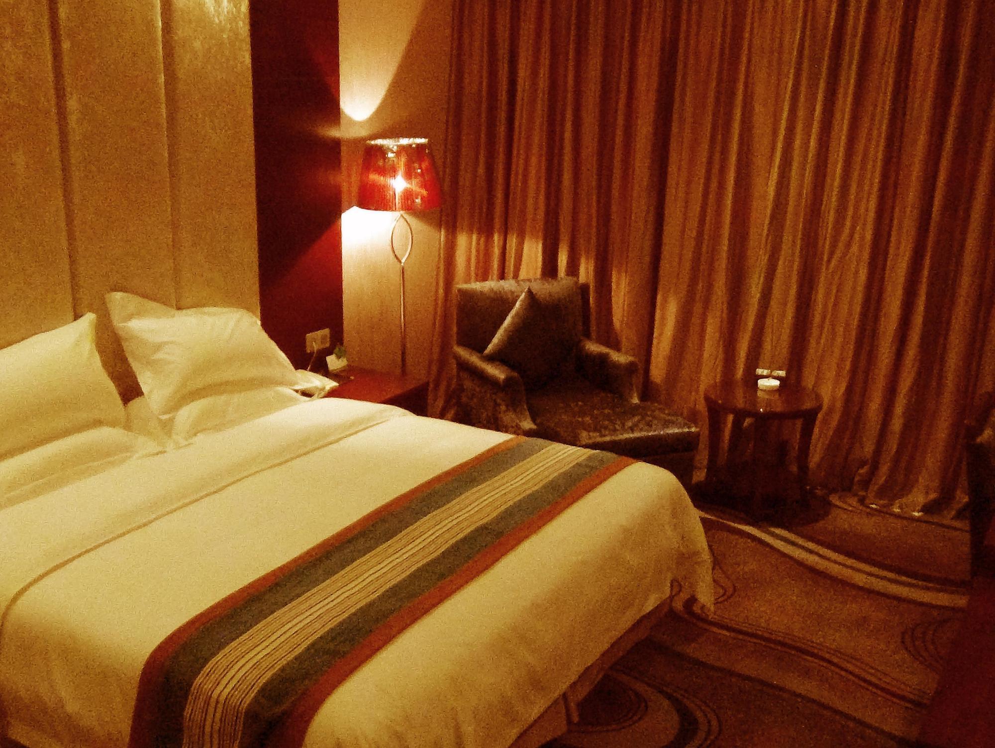 Mingcheng Times Hotel צ'נגדו מראה חיצוני תמונה