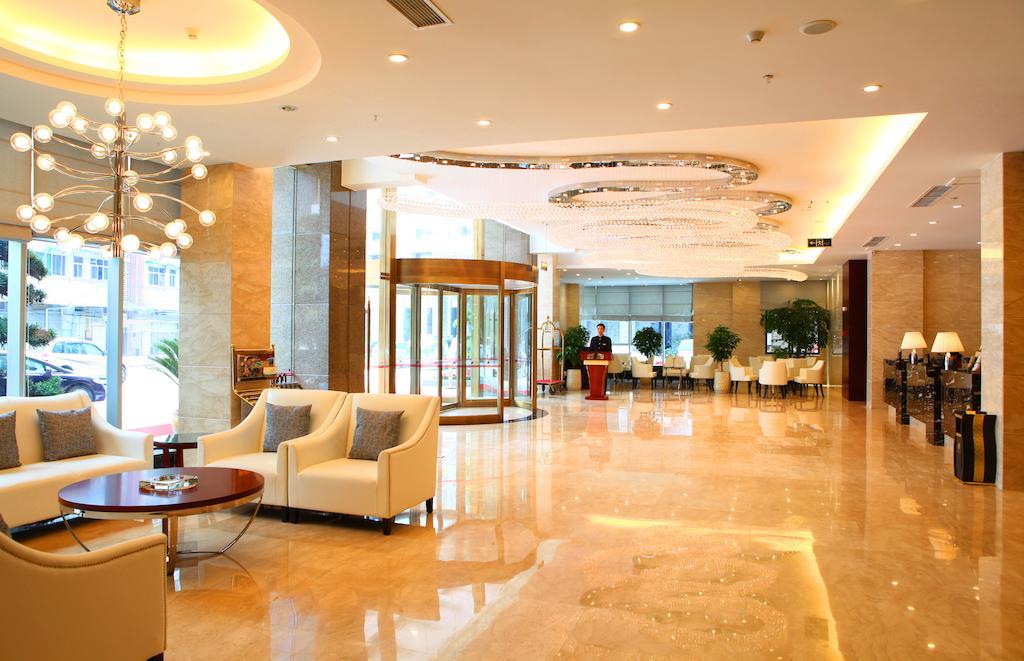 Mingcheng Times Hotel צ'נגדו מראה חיצוני תמונה